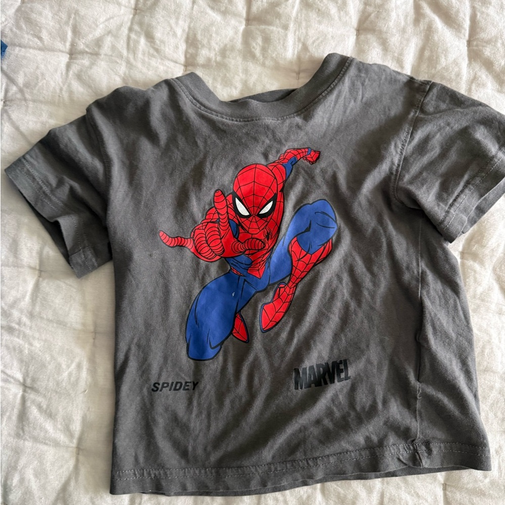 H&M Gray Marvel Spider-Man Graphic Tee with Red & Blue Accents
